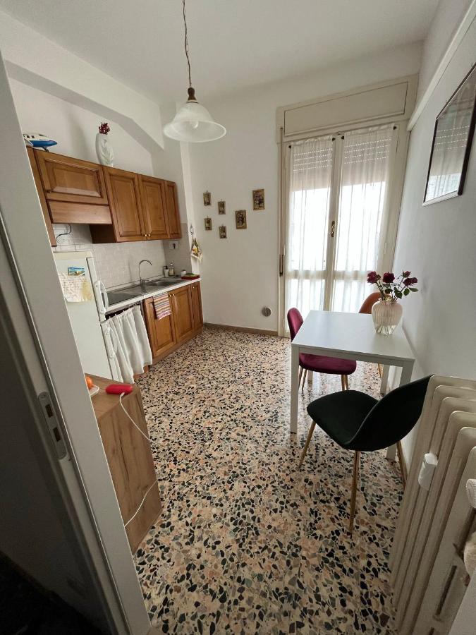 App Di Myro Appartement Reggio nell'Emilia Buitenkant foto