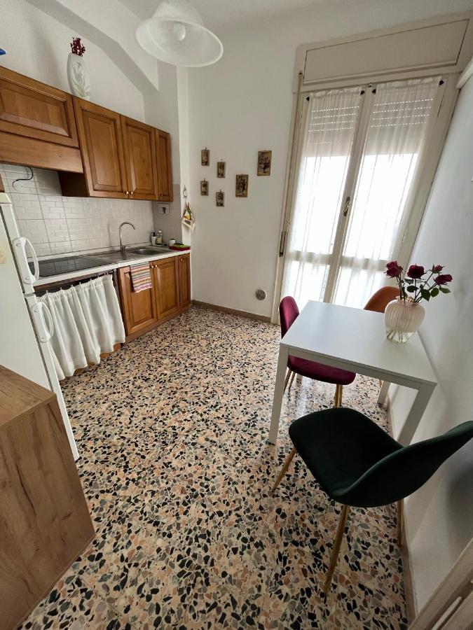 App Di Myro Appartement Reggio nell'Emilia Buitenkant foto